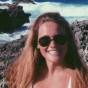 Meet your Posher, Libby